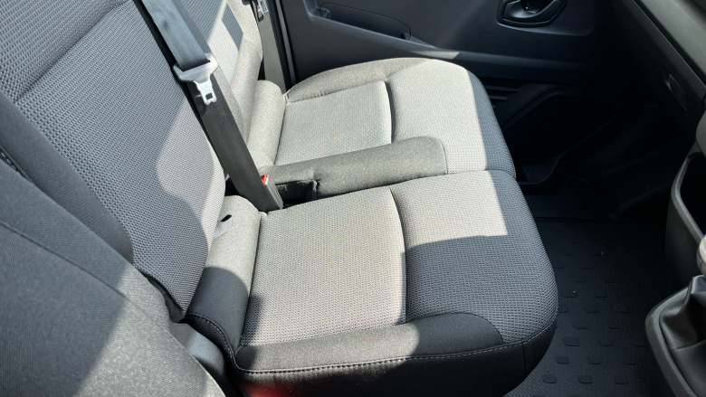 Renault Trafic Swb Diesel SL30 Blue dCi 130 Advance [Safety] Van